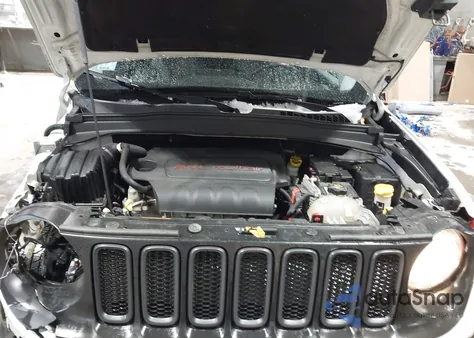 2016 Jeep Renegade Trailhawk z USA, uszkodzony, nr VIN ZACCJBCT8GPD17847